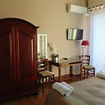 Bed and breakfast Kemonia 3*